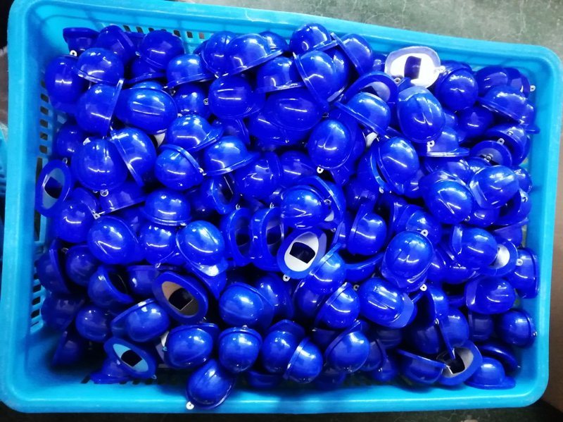 Promotional Customized Aluminum Safety Helmet Bottle Opener Keychain