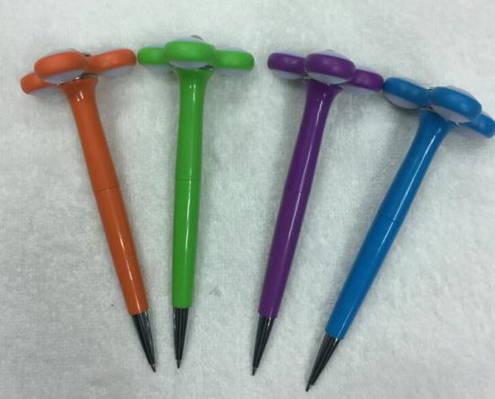 Popular Hot Selling Plastic Finger Spinner Ball Pen with LED Light