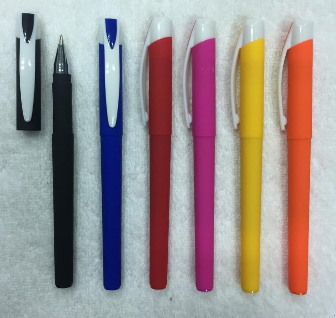 Hot Selling Plug Bush Plastic Ball Pen with Personal Logo